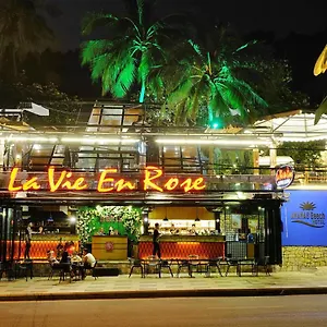 Hotel Lavie En Rose Coffee, Spa&Villas